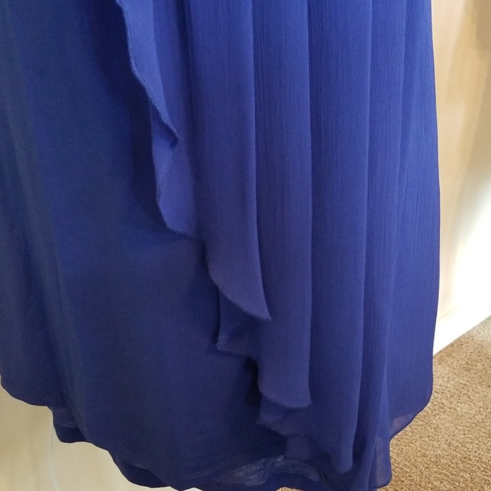Dress - Picture 3 of 8